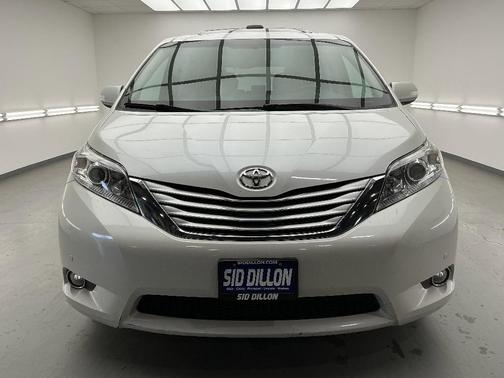2013 Toyota Sienna XLE