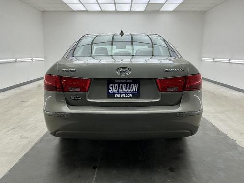 Natural Khaki Mica 2010 Hyundai SONATA GLS