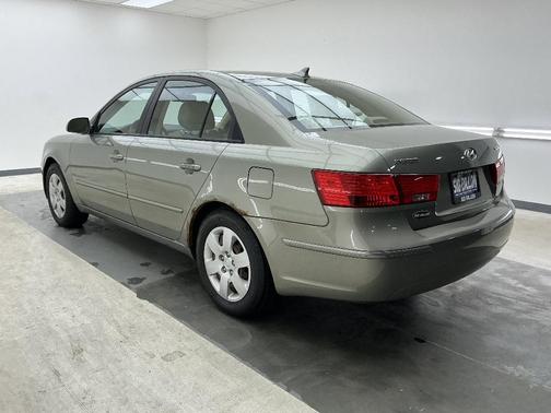 Natural Khaki Mica 2010 Hyundai SONATA GLS