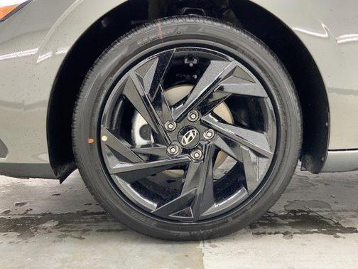 Amazon Gray 2026 Hyundai ELANTRA SEL Sport