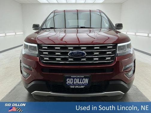 Ruby Red Metallic Tinted Clearcoat 2017 Ford Explorer XLT