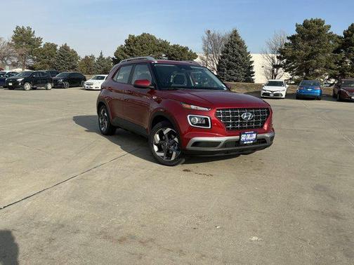 2025 Hyundai VENUE Limited