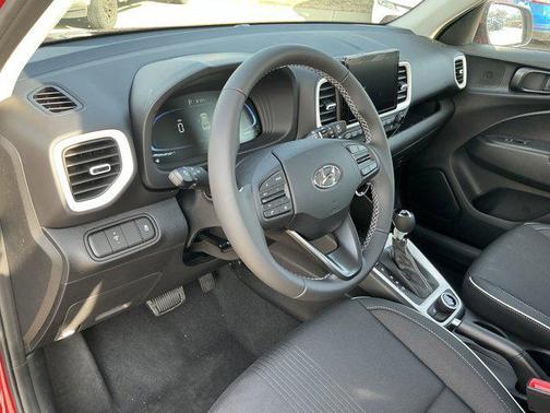 2025 Hyundai VENUE Limited