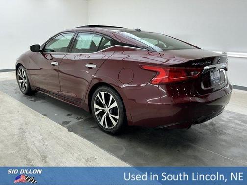 Coulis Red 2017 Nissan Maxima 3.5 SL