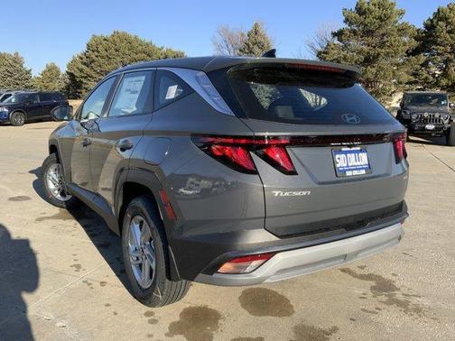 Gray 2026 Hyundai TUCSON SE