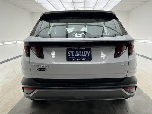 2025 Hyundai TUCSON SE
