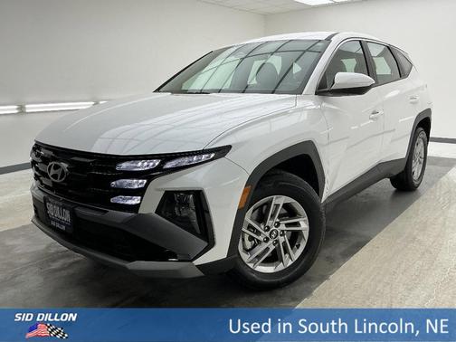 2025 Hyundai TUCSON SE