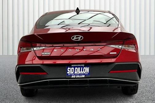 2024 Hyundai ELANTRA HEV Blue