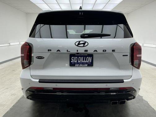 Hyper White 2024 Hyundai PALISADE Calligraphy Night Edition