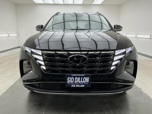 Phantom Black 2022 Hyundai TUCSON Limited
