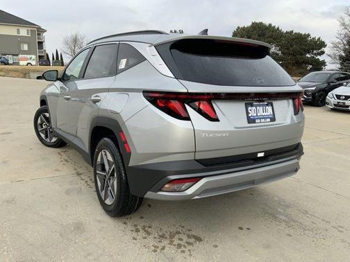 Shimmering Silver 2026 Hyundai TUCSON SEL