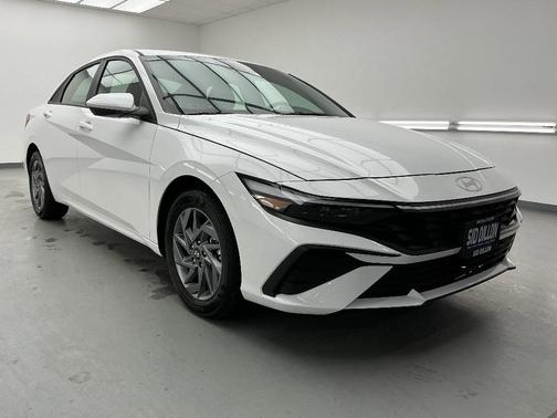 2024 Hyundai ELANTRA HEV Blue