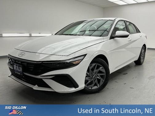 2024 Hyundai ELANTRA HEV Blue