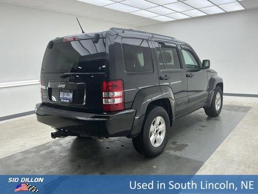 Brilliant Black Crystal Pearl 2012 Jeep Liberty Sport