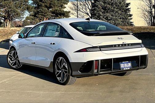 2025 Hyundai IONIQ 6 Limited