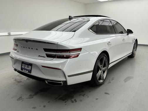 Uyuni White 2024 Genesis G80 3.5T Sport