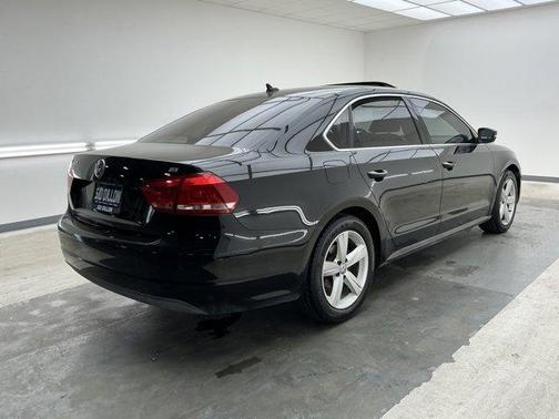 2013 Volkswagen Passat 2.5 SE