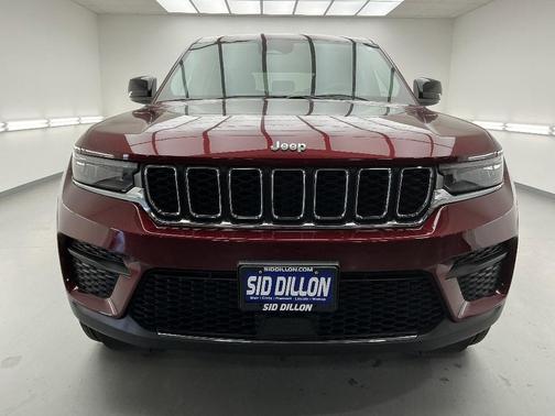 2024 Jeep Grand Cherokee Laredo X