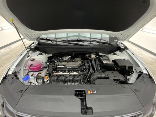 Serenity White Pearl 2026 Hyundai TUCSON SE