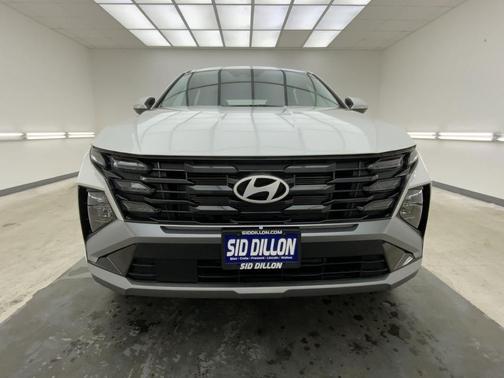 Serenity White Pearl 2026 Hyundai TUCSON SE