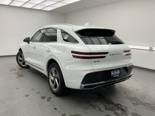 Alta White 2026 Genesis GV70 2.5T Advanced