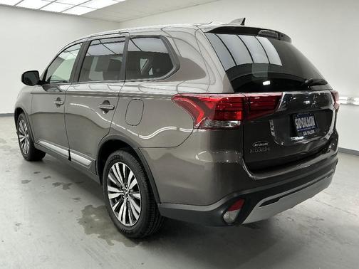 2019 Mitsubishi Outlander ES