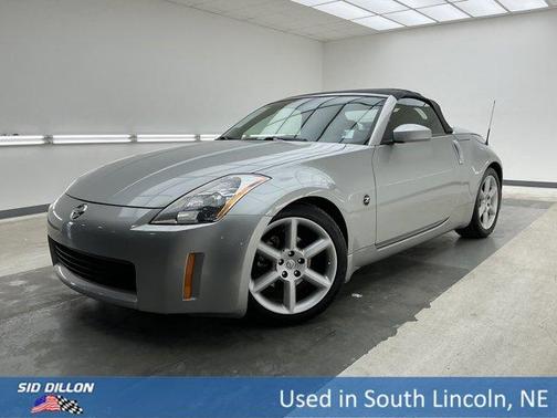 Chrome Silver 2005 Nissan 350Z Touring