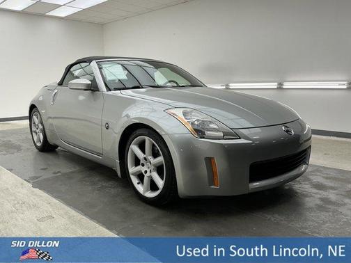 Chrome Silver 2005 Nissan 350Z Touring