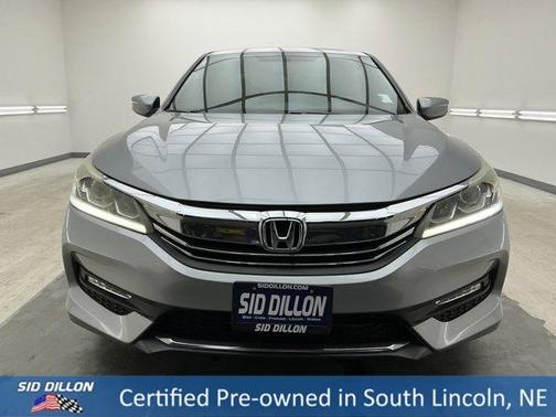 Lunar Silver Metallic 2017 Honda Accord Sport SE