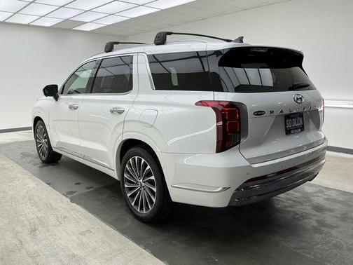 Hyper White 2023 Hyundai PALISADE Calligraphy