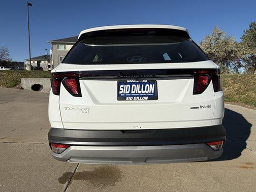 2026 Hyundai TUCSON Hybrid Blue SE
