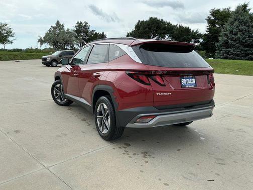 2025 Hyundai TUCSON SEL