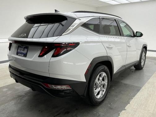 White Pearl 2024 Hyundai TUCSON SEL