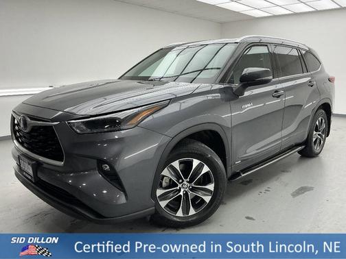 2021 Toyota Highlander Hybrid XLE