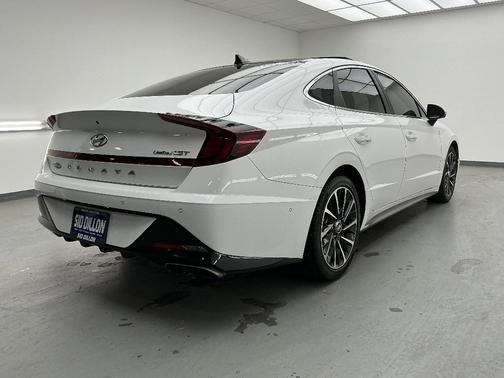2023 Hyundai SONATA Limited