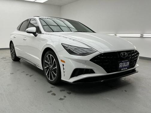 2023 Hyundai SONATA Limited