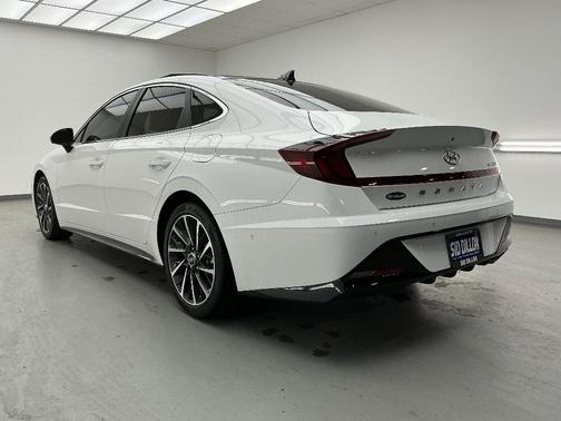 2023 Hyundai SONATA Limited