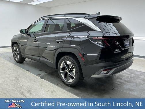 Phantom Black 2025 Hyundai TUCSON SEL Convenience