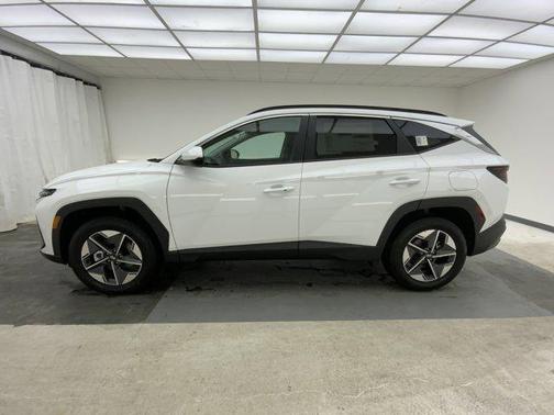 Serenity White Pearl 2026 Hyundai TUCSON SEL