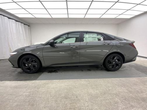 Amazon Gray 2026 Hyundai ELANTRA SEL SPORT PREMIUM