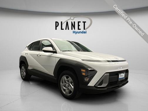 2025 Hyundai KONA SE