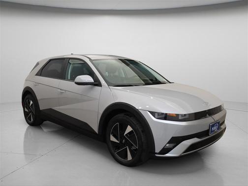 2025 Hyundai IONIQ 5 SE