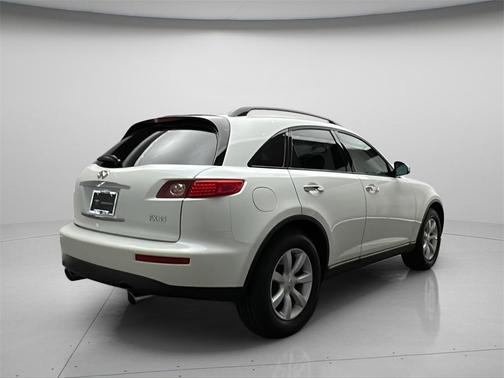 2005 INFINITI FX35 