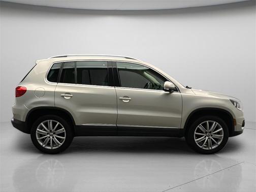 2013 Volkswagen Tiguan SE