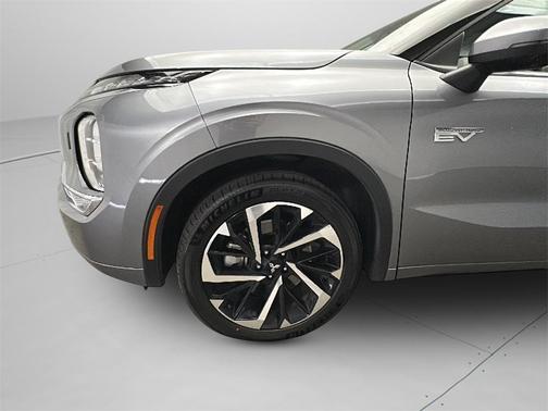 2023 Mitsubishi Outlander PHEV SEL