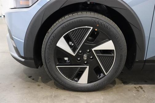 2025 Hyundai IONIQ 5 SE