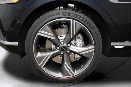 Vik Black 2025 Genesis GV80 3.5T Prestige