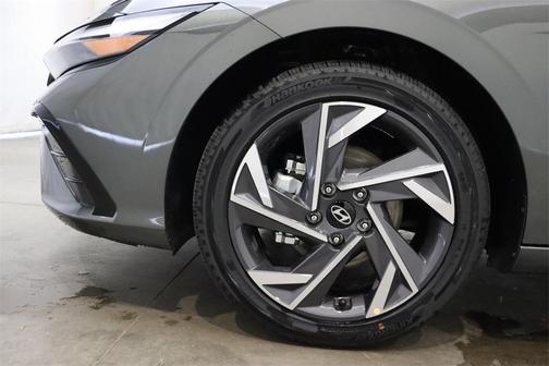 2025 Hyundai ELANTRA HEV Limited