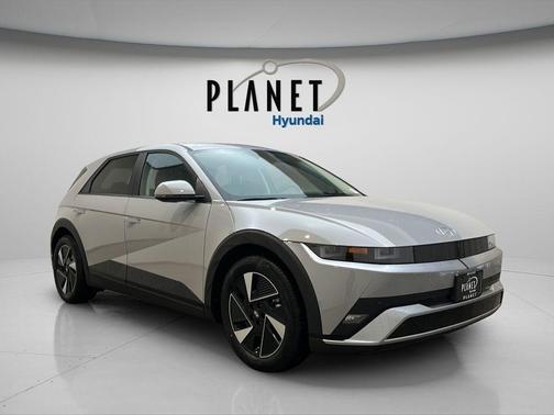 Cyber Gray 2026 Hyundai IONIQ 5 SE