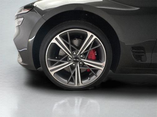 2025 Genesis G70 3.3T Sport Advanced
